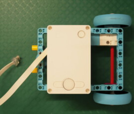 Motor cable will plug into hub.